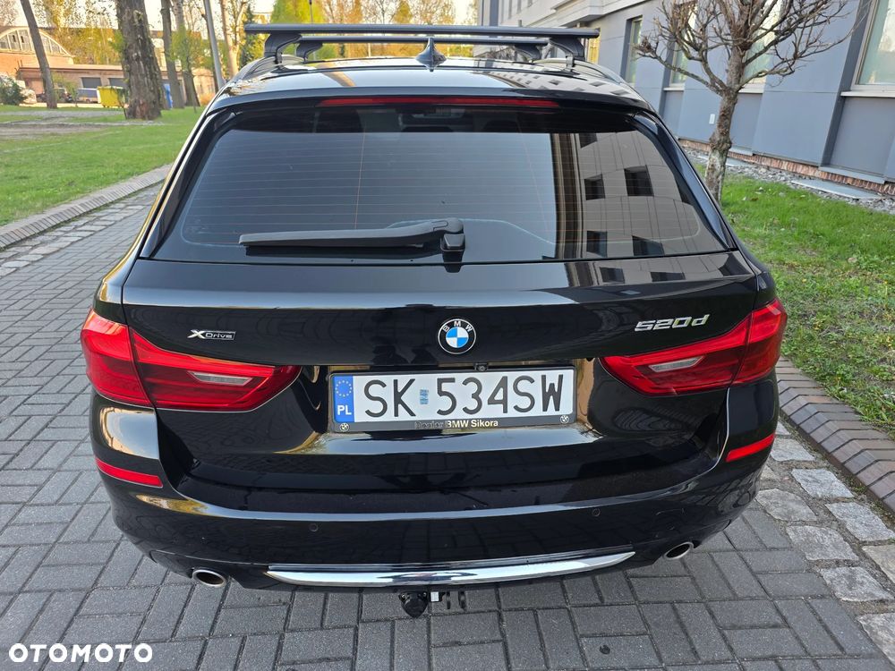 BMW Seria 5 520e Luxury Line - 3