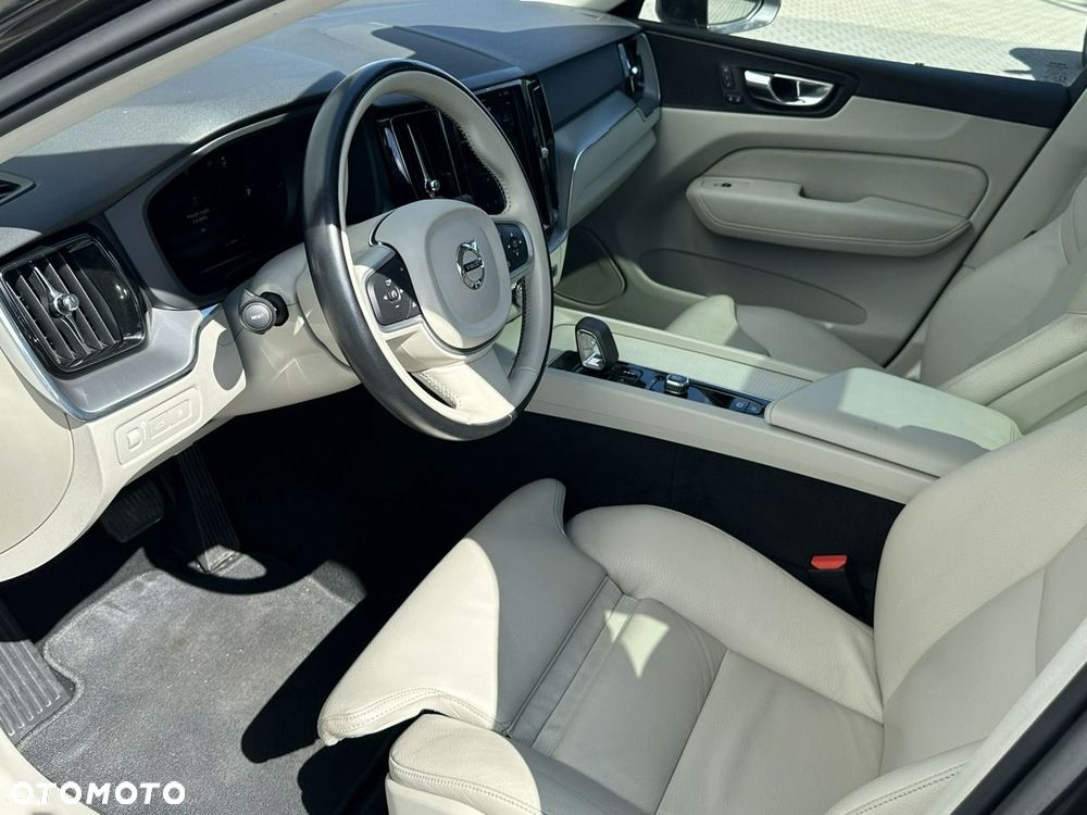 Volvo XC 60 - 16