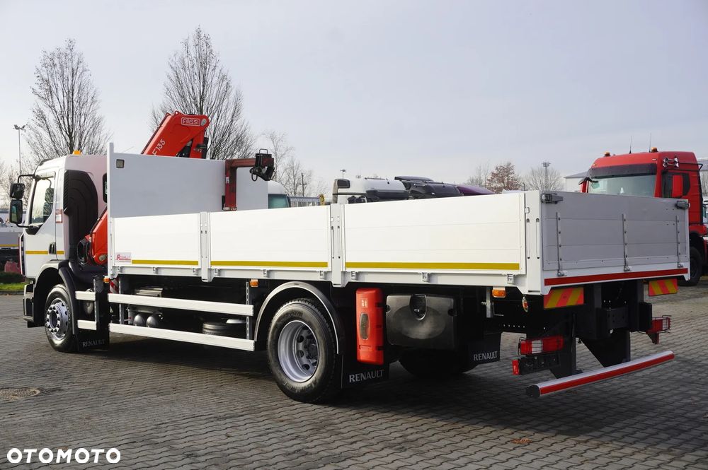 Renault C280 DTI 8 / HDS Fassi 5,6 t / Zasięg 8 m / Platforma 15 EPAL - 7