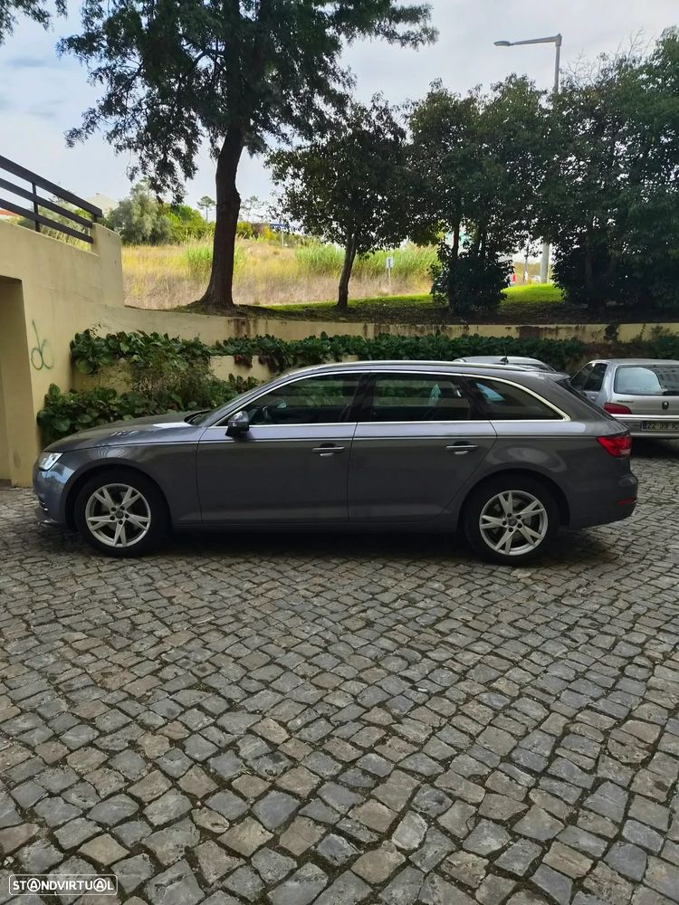 Audi A4 Avant 2018 photo 2