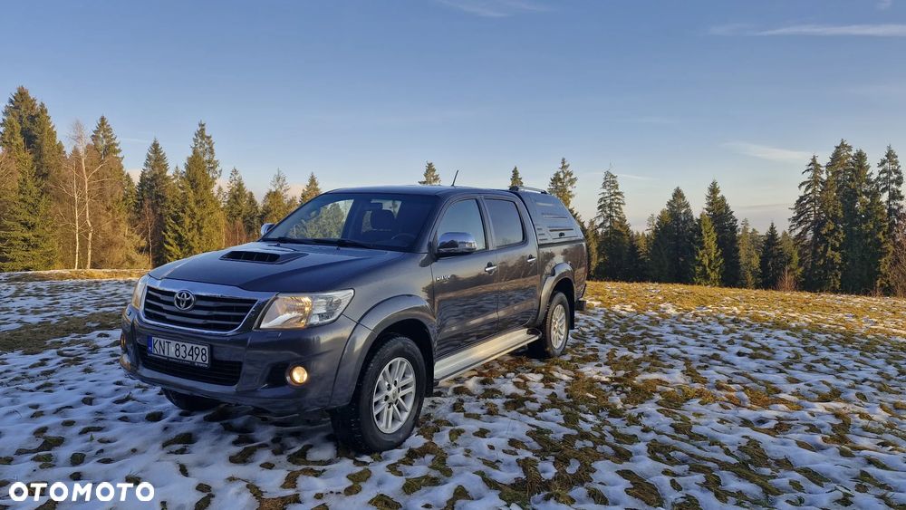 Toyota Hilux 3.0 D-4D Invincible - 16