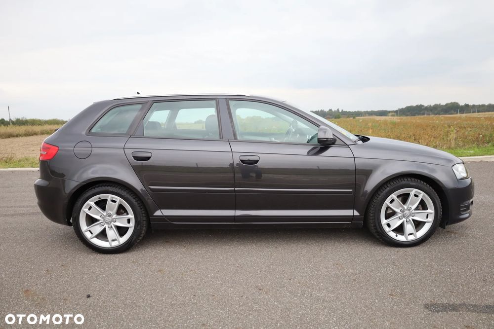 Audi A3 Sportback 1.8 TFSI Ambition - 12