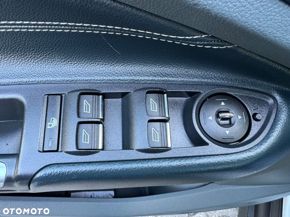 Ford Grand C-MAX - 18