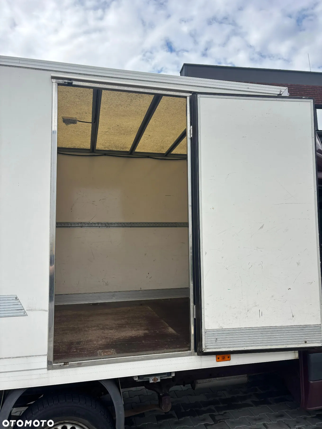 Mercedes-Benz SPRINTER 219 - 9