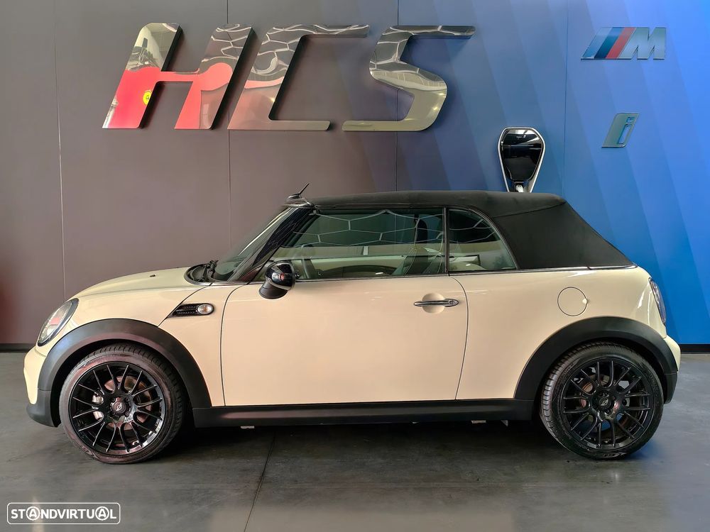 MINI Cabrio Cooper D - 11