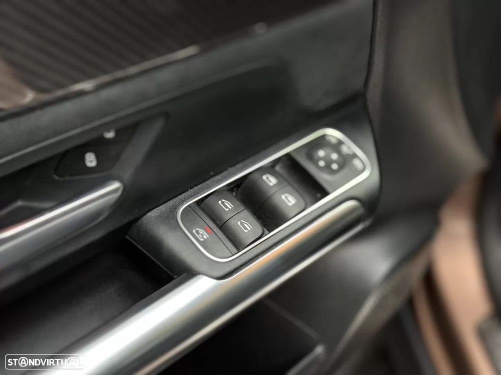 Mercedes-Benz GLA 250 e AMG Line - 10