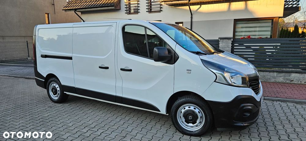 Renault Trafic - 12