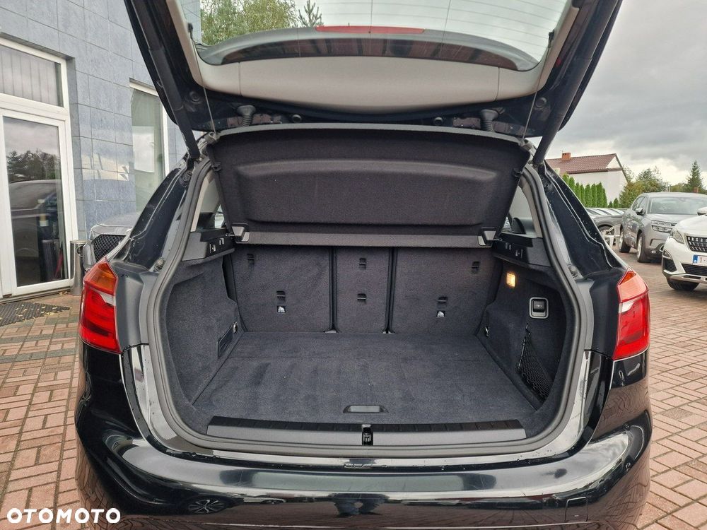 BMW Seria 2 218d Active Tourer - 22