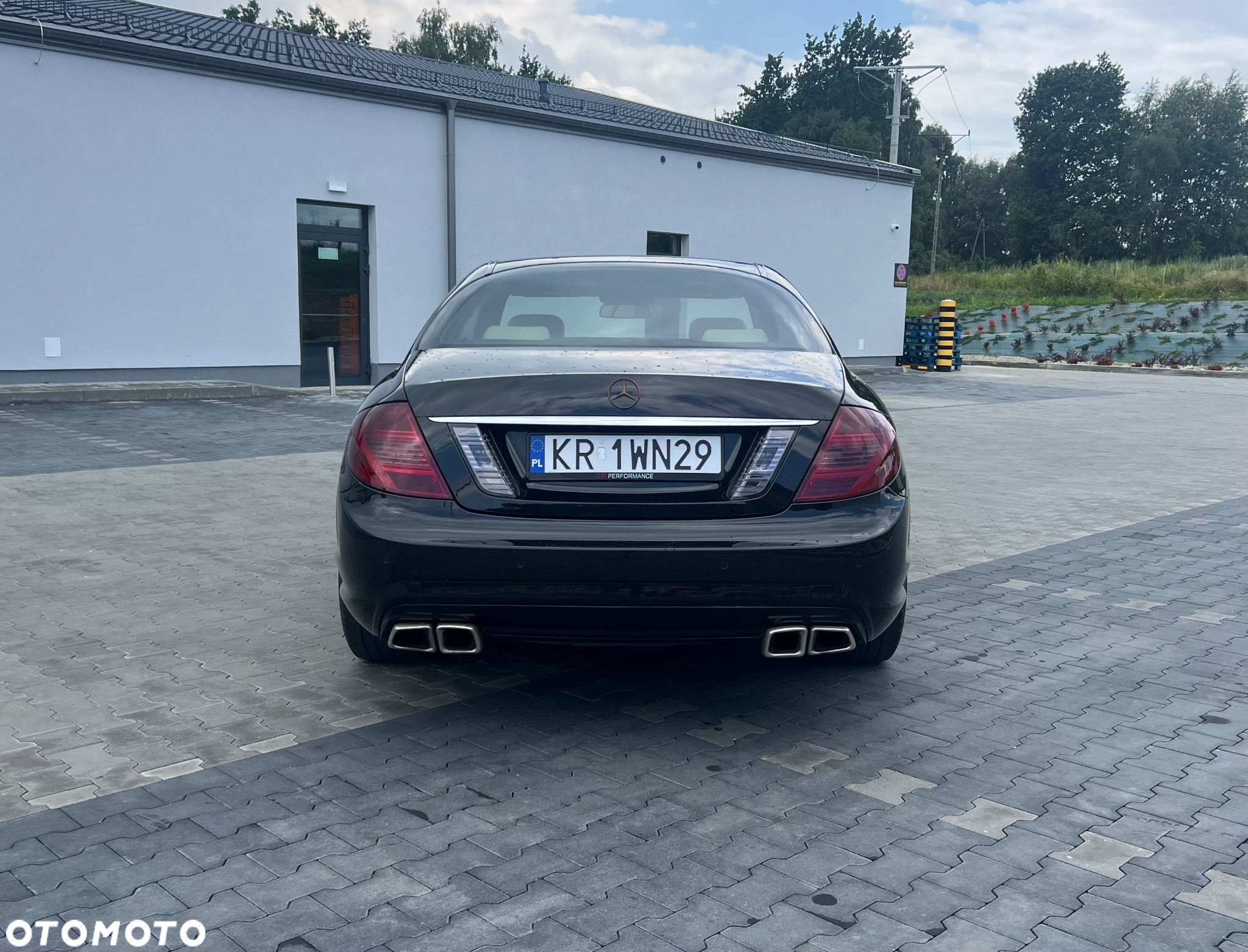 Mercedes-Benz CL 500 4-Matic BlueEff - 8