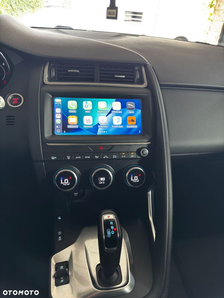 Jaguar E-Pace 2.0 i4D AWD - 8