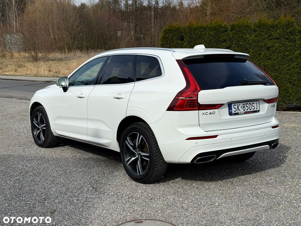 Volvo XC 60 D4 AWD R-Design - 11