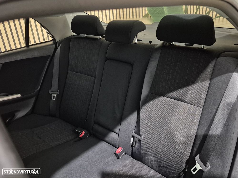 Toyota Corolla 1.4 VVT-i Sol - 18