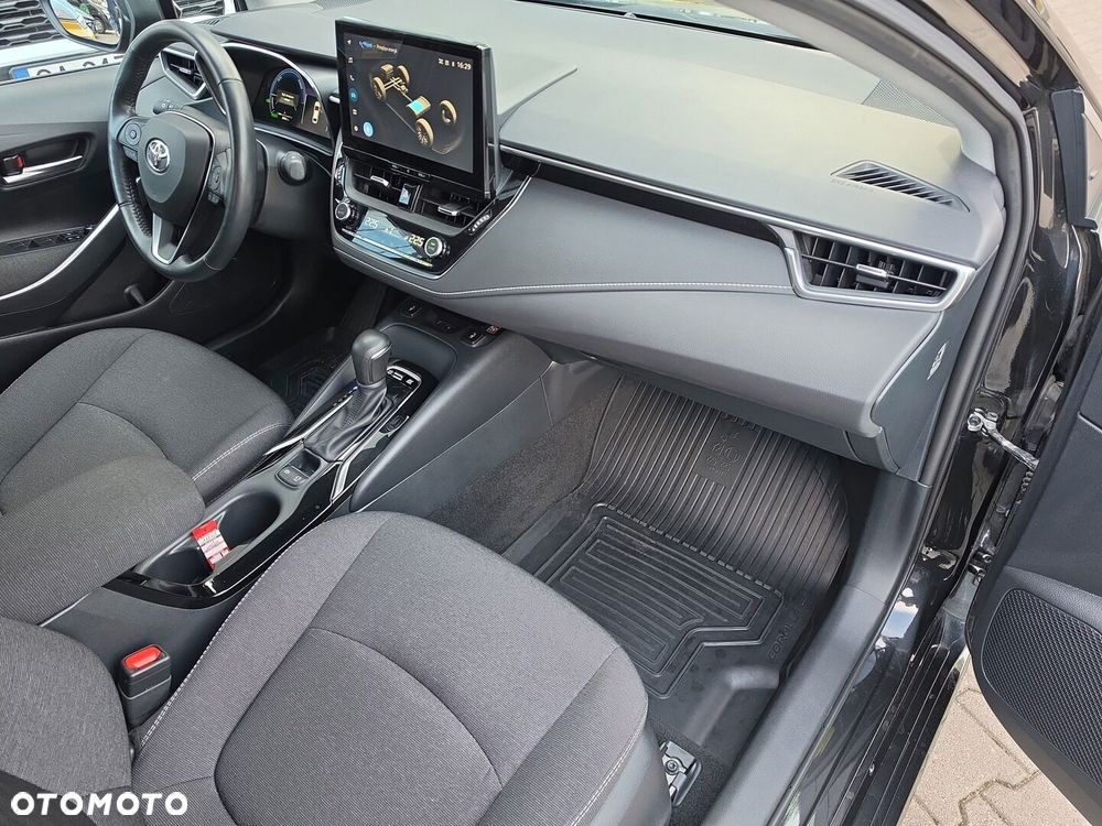 Toyota Corolla 1.8 Hybrid Style - 17