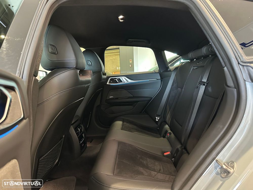 BMW i4 eDrive40 Pack Desportivo M - 32