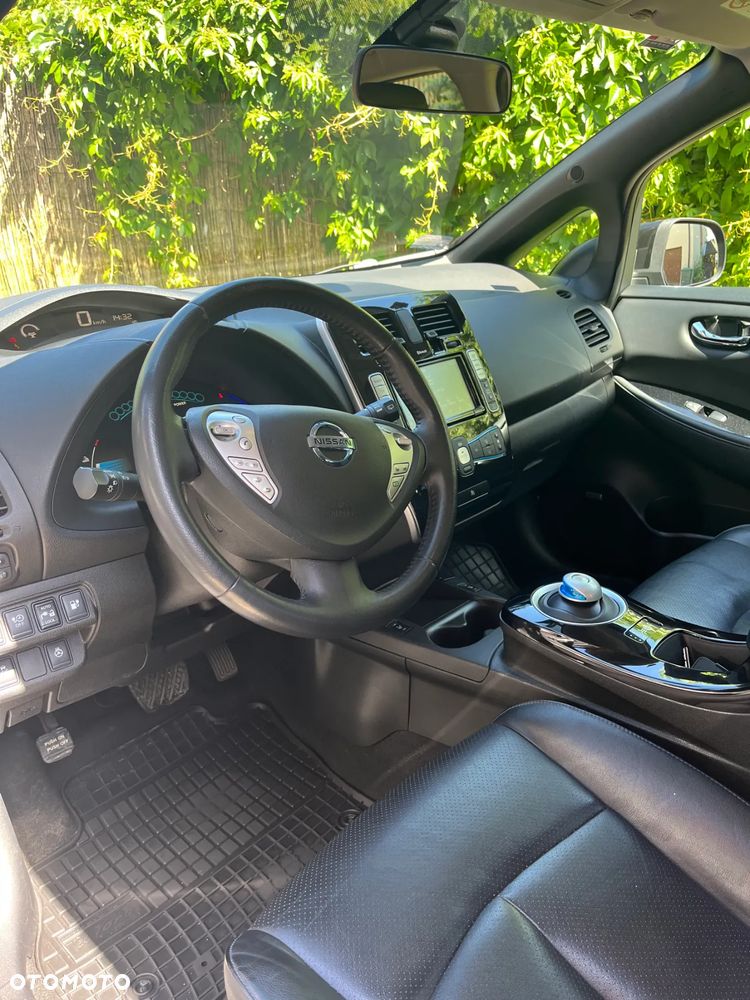 Nissan Leaf 30 kWh (mit Batterie) Tekna - 10