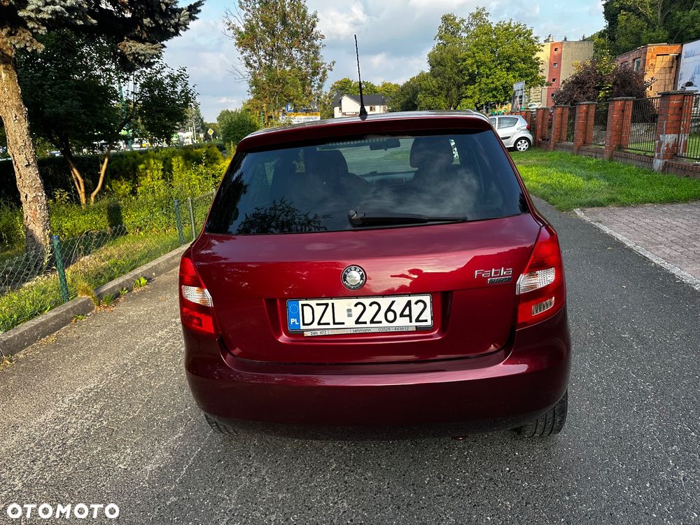 Skoda Fabia - 10