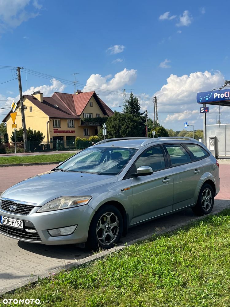 Ford Mondeo 2.0 TDCi Ambiente - 4