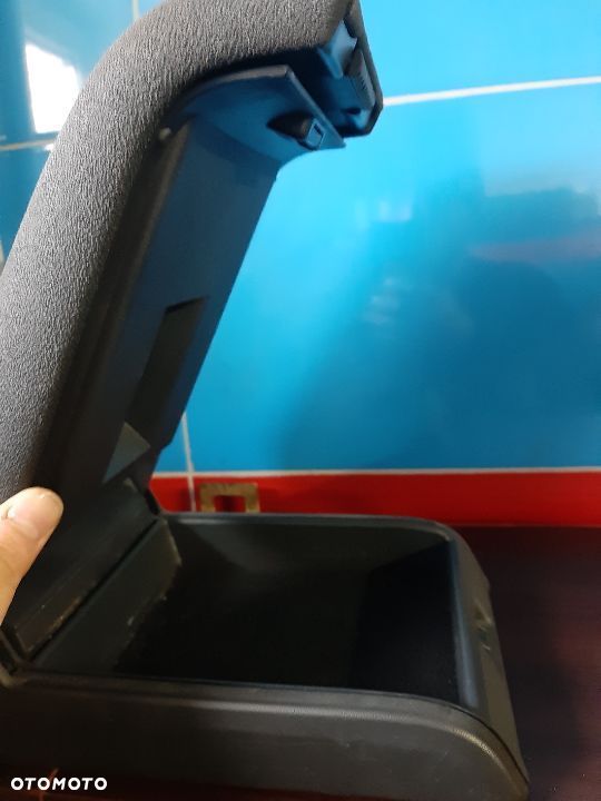 PODŁOKIETNIK PRZÓD OPEL SIGNUM LIFT - 4