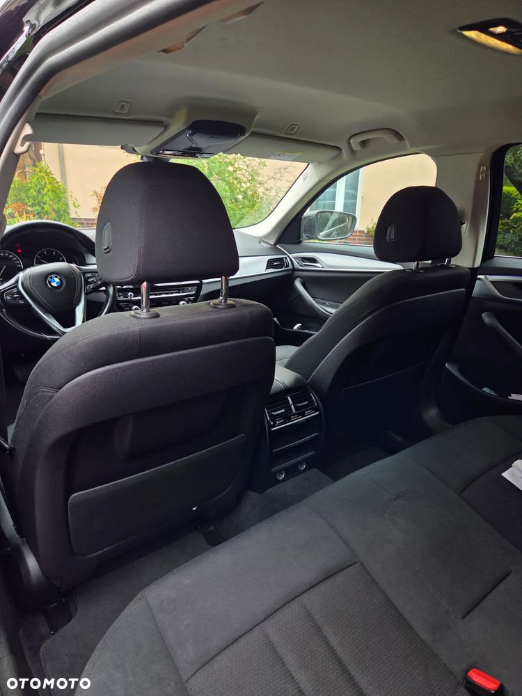 BMW Seria 5 520d - 10