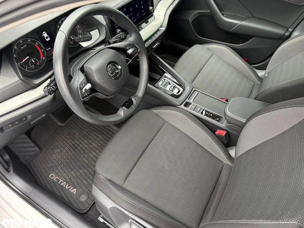 Skoda Octavia 1.5 TSI e-Tec Ambition DSG - 13
