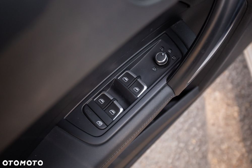 Audi A1 Sportback 1.6 TDI Sport S tronic - 21