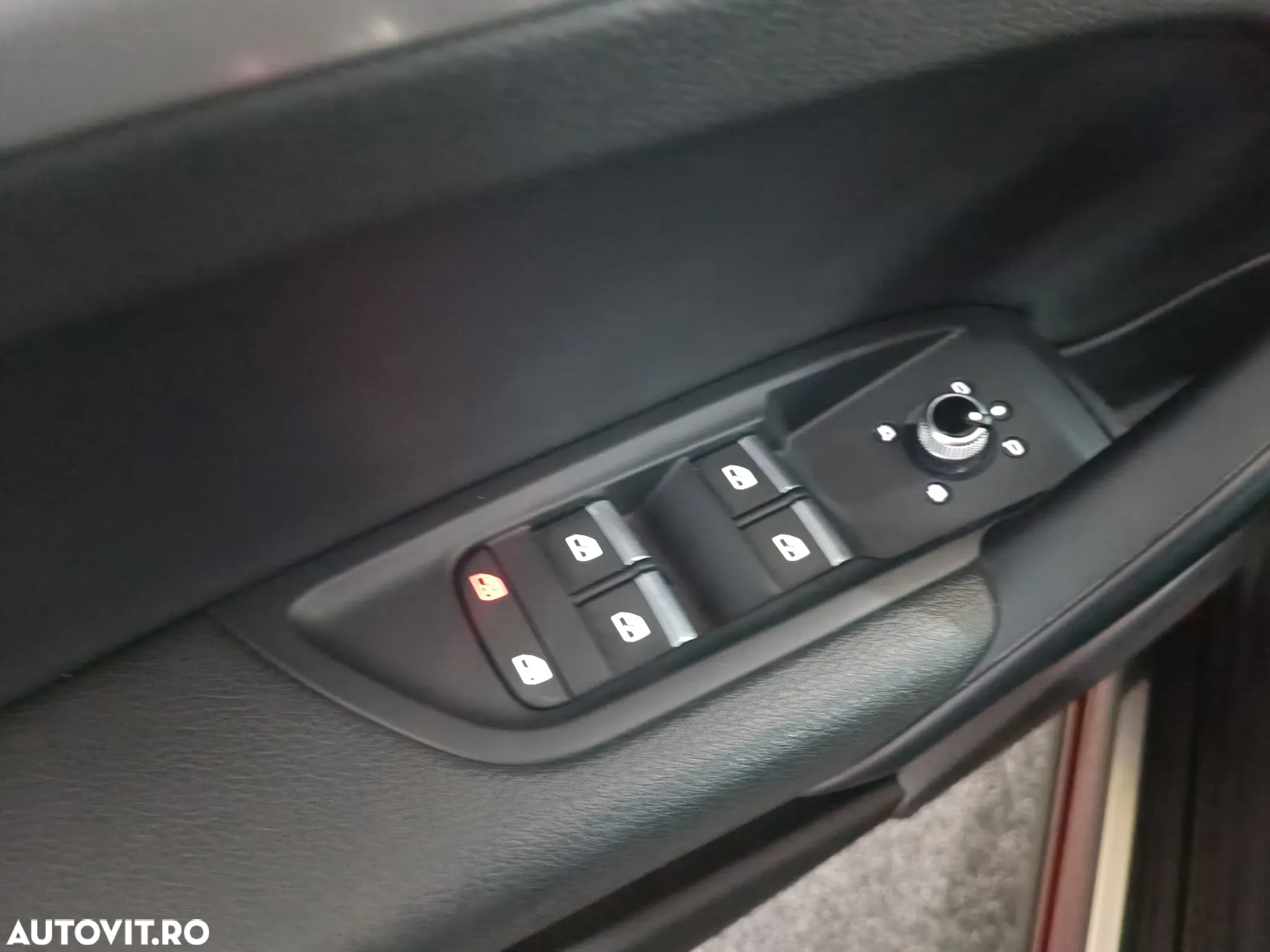 Audi Q5 2.0 TDI Quattro S tronic Design - 25