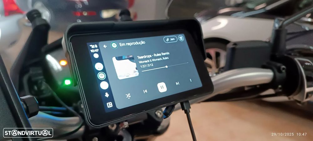 Moto Guzzi V85 Verde Altaj E5 - 37