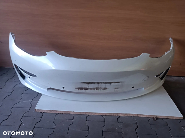 Zderzak przedni Tesla 3 2017-