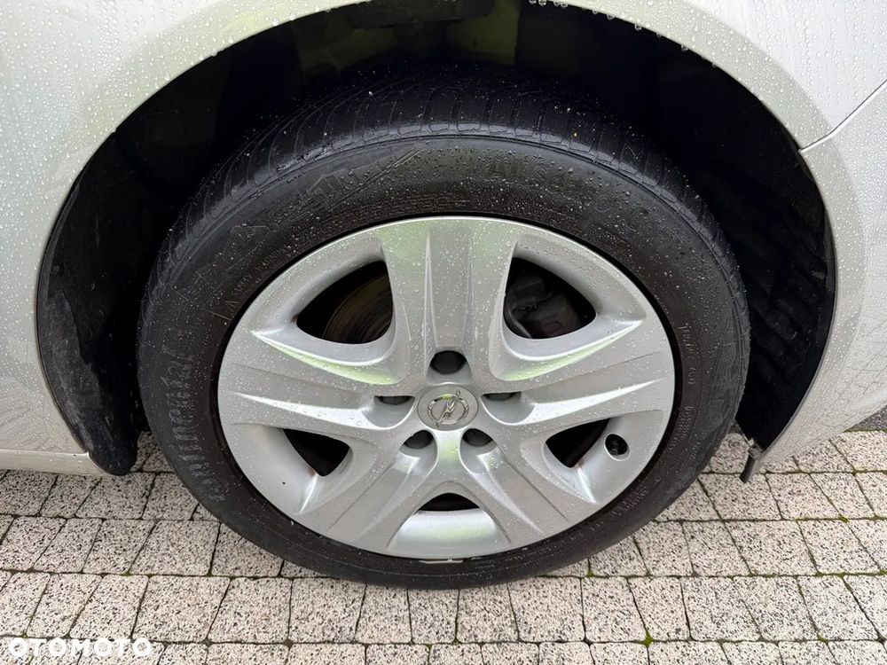 Opel Insignia 1.6 Design Edition - 14