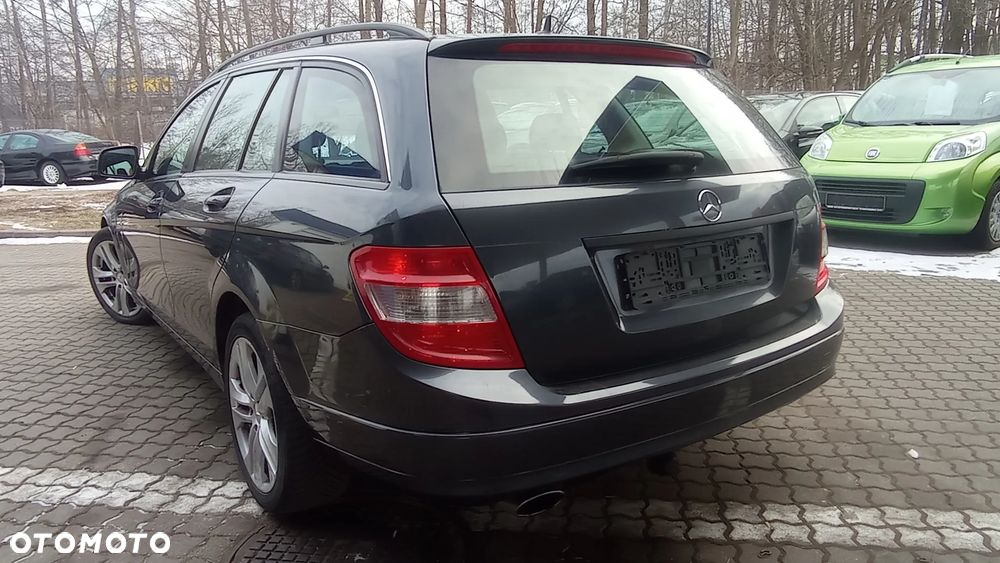 Mercedes-Benz Klasa C 220 CDI DPF Automatik Avantgarde - 14