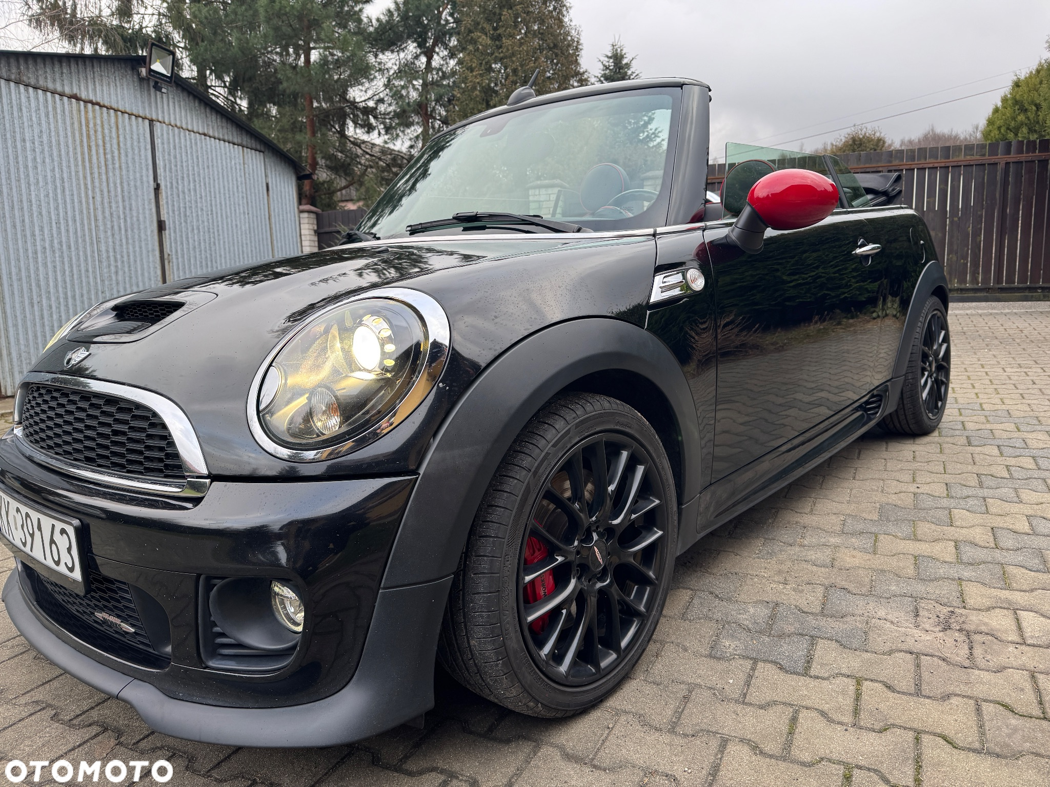 MINI John Cooper Works Cabrio - 22
