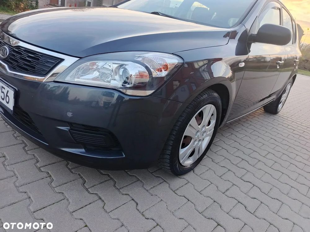 Kia Ceed 1.4 CVVT EX - 11