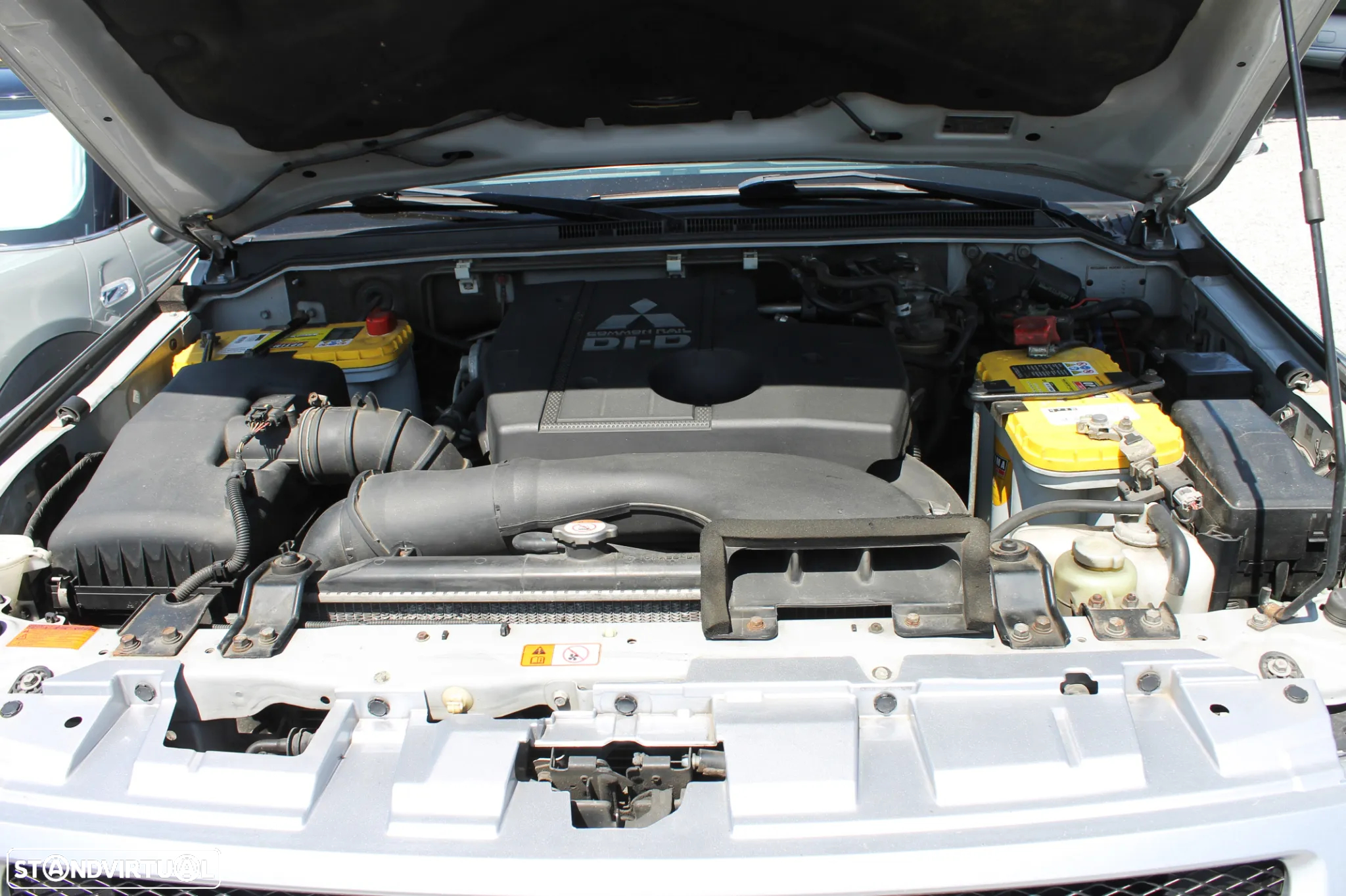 Mitsubishi Pajero 3.2 DI-D Auto Instyle - 37
