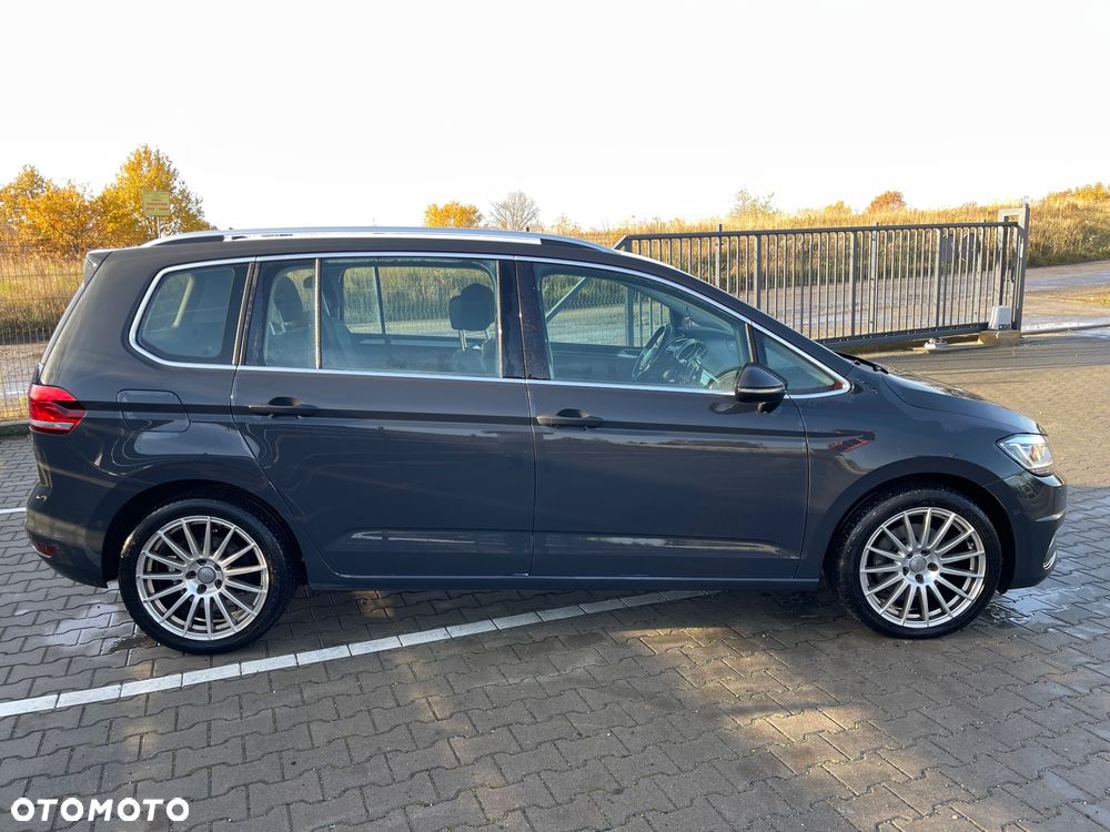 Volkswagen Touran 1.4 TSI (BlueMotion Technology) DSG Highline - 4