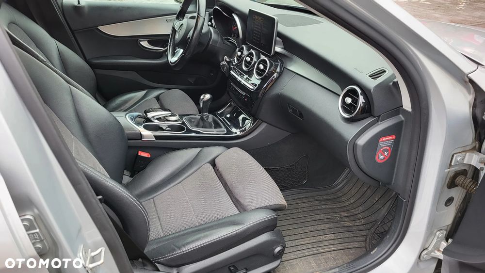 Mercedes-Benz Klasa C 180 (BlueEFFICIENCY) Avantgarde - 10