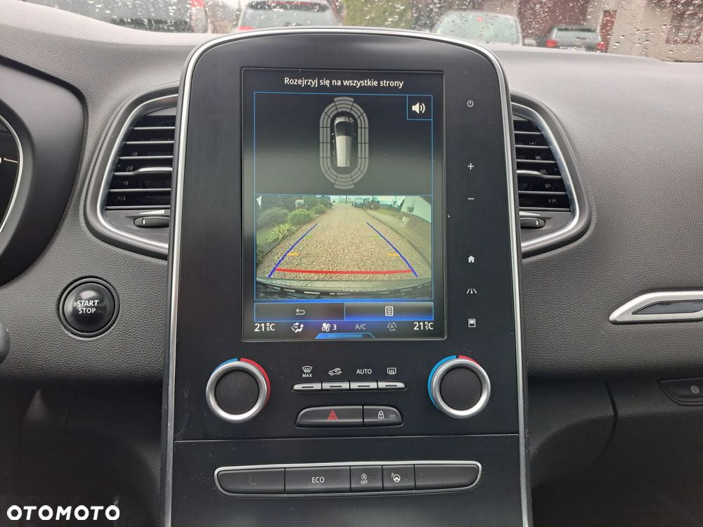 Renault Grand Scenic - 11