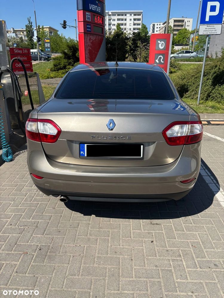 Renault Fluence 1.6 16V Start - 3