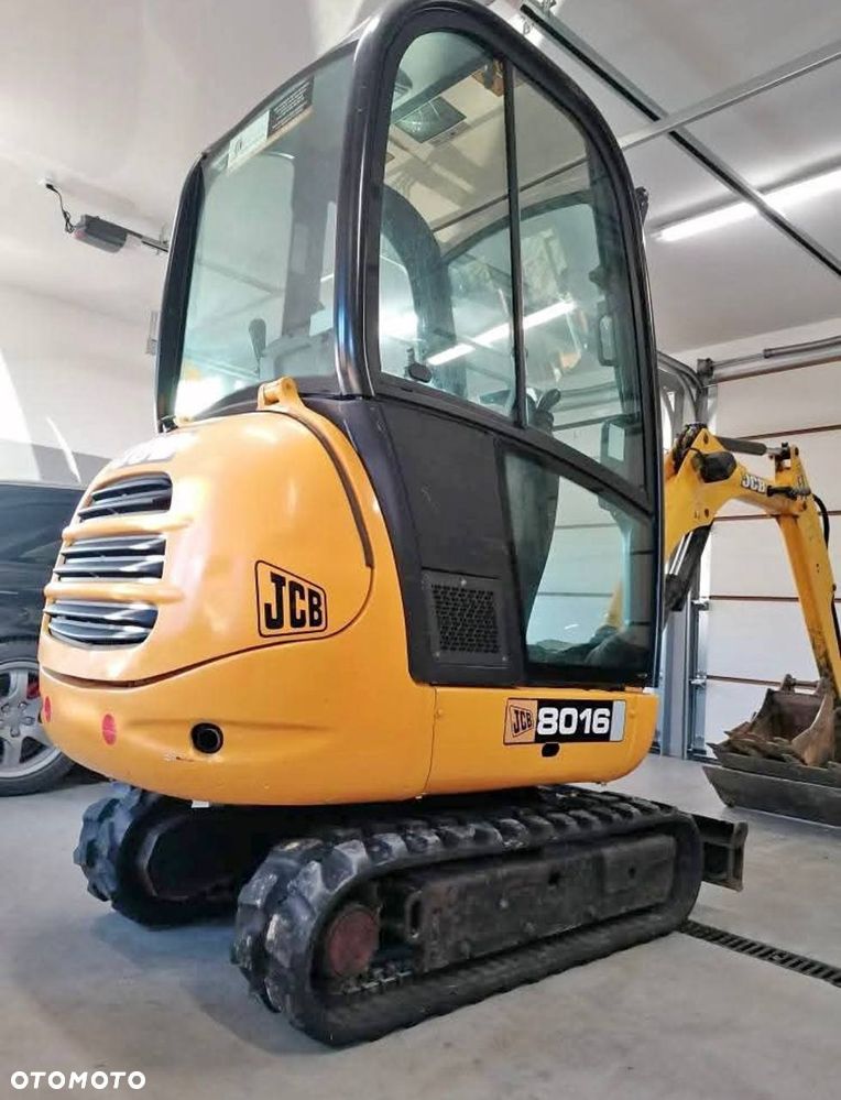 JCB 8016 - 1