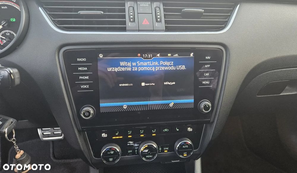 Skoda Octavia 2.0 TDI 4x4 DSG RS - 21