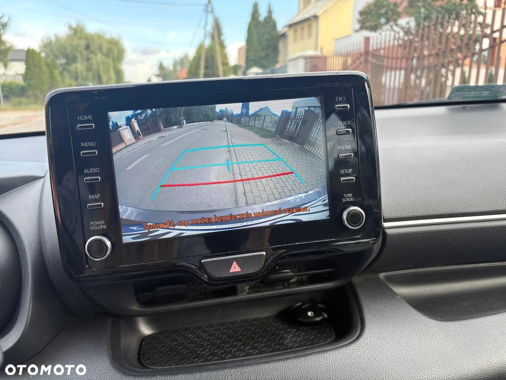 Toyota Yaris - 16