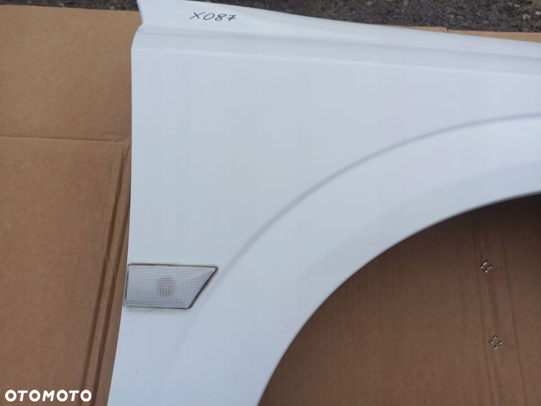 Błotnik prawy przód OPEL VECTRA C LIFT SIGNUM Z474 - 4
