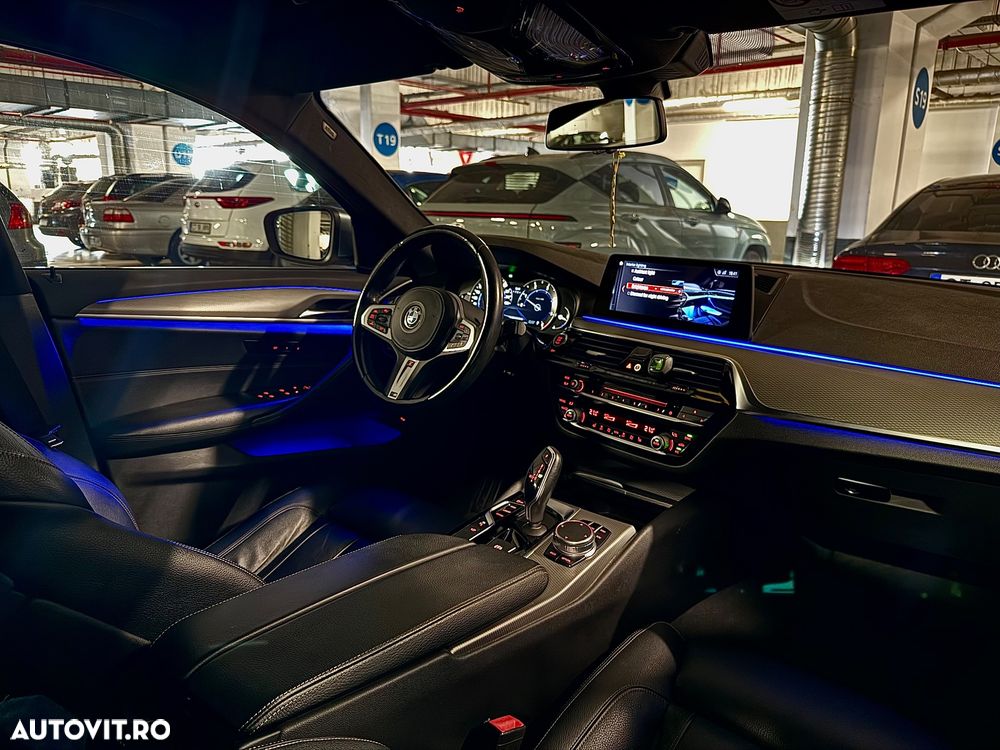 BMW Seria 5 520d AT - 38