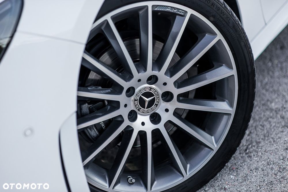 Mercedes-Benz Klasa B 200 d AMG Line 8G-DCT - 25