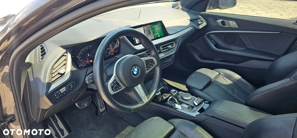 BMW Seria 1 118d Edition M Sport Shadow - 35