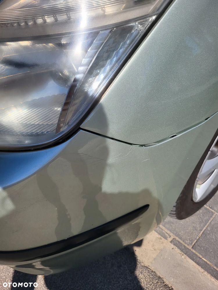 Toyota Prius - 10