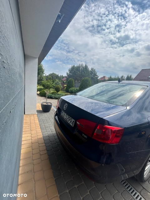 Volkswagen Jetta 2.0 TDI DSG BlueMotion Technologie - 6