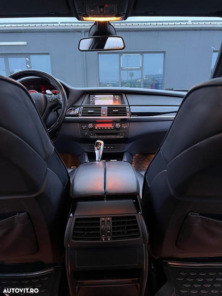 BMW X6 xDrive40d - 9