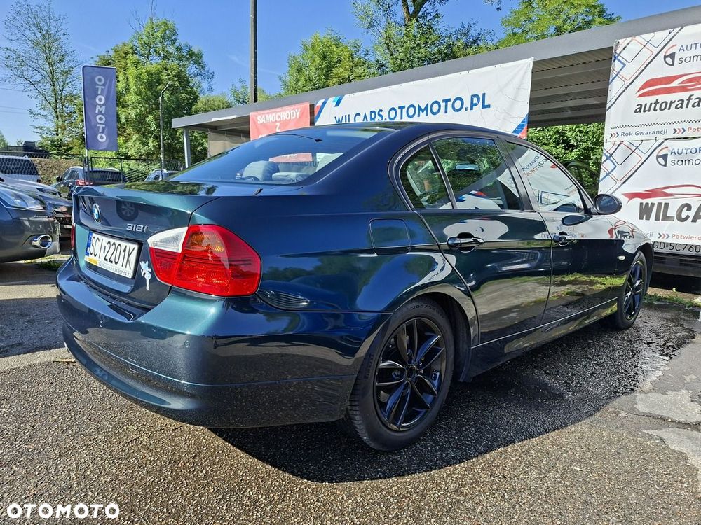 BMW Seria 3 318i - 11