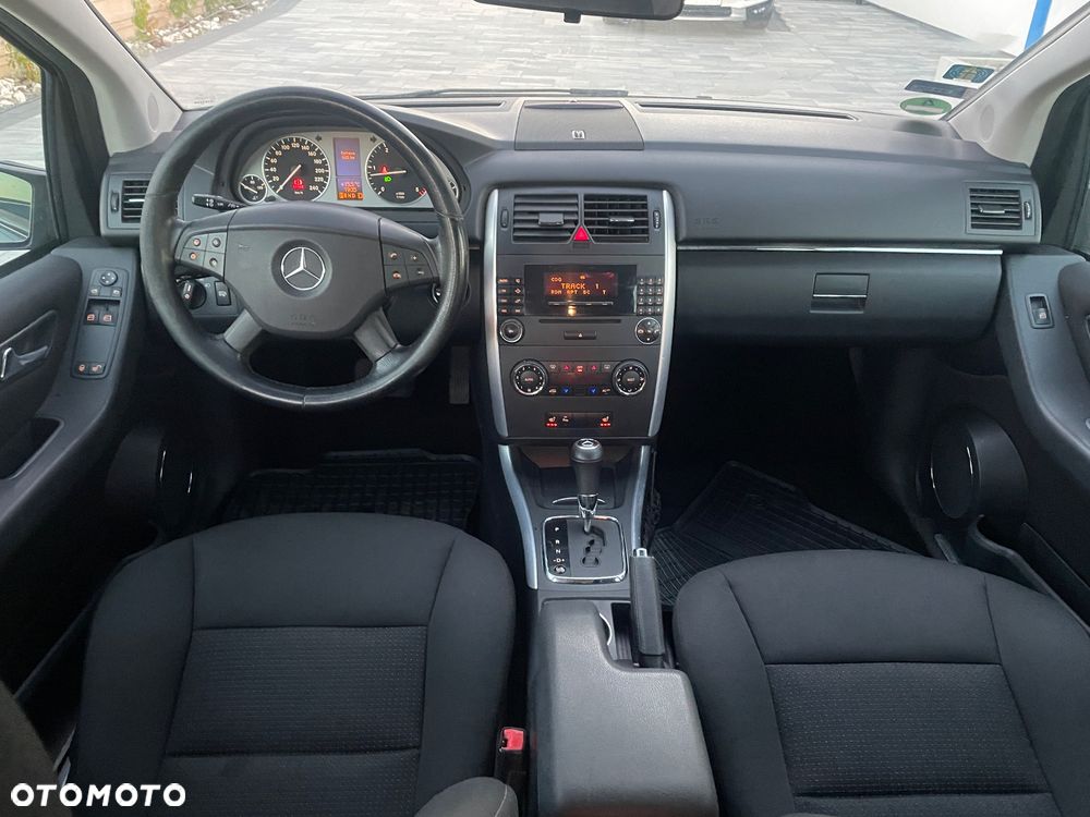 Mercedes-Benz Klasa B 200 CDI DPF Autotronic Special Edition - 22