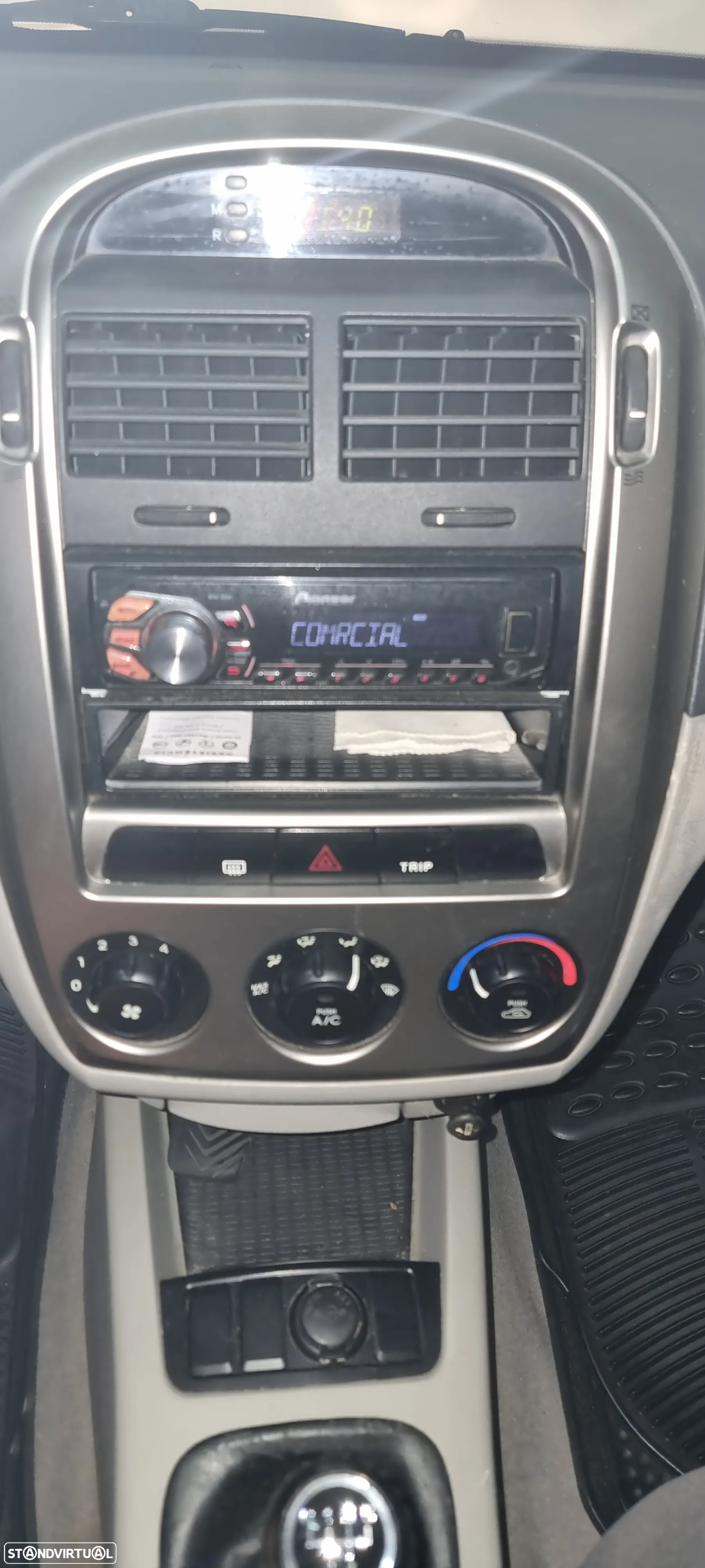 Kia Cerato 1.5 CRDi EX - 11